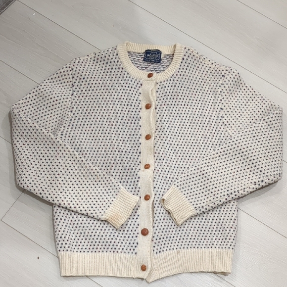 Woolrich Sweaters - Vintage Woolrich Women's Cream Knit Sweater
